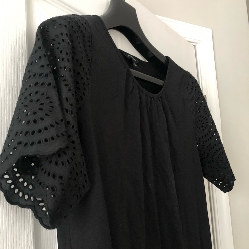 Short Sleeve T shirt with Cutouts